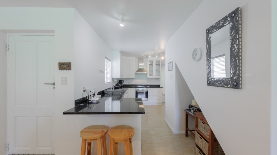 3 Bedroom Property for Sale in Struisbaai Western Cape